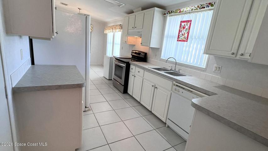 249 Kiwi Drive, Barefoot Bay, FL, 32976 photo 9