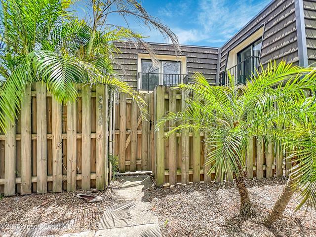 3913 Vista Oaks Circle NE, Palm Bay, FL, 32905 photo 3