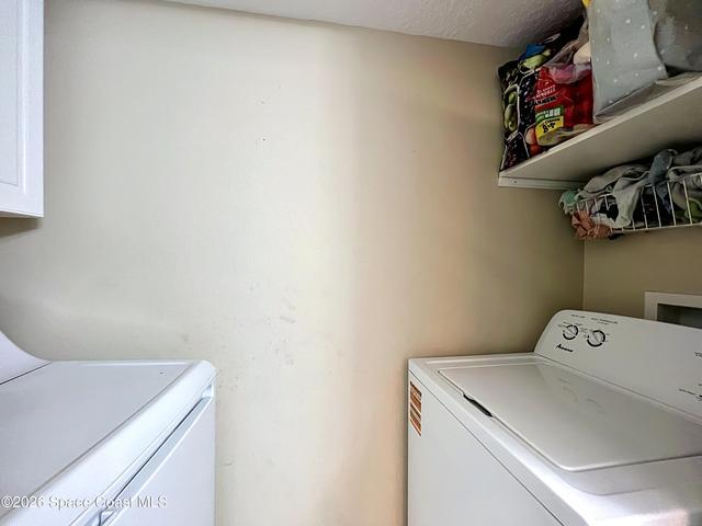 Downstairs laundry room