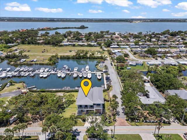 Featuring 21 Home-sites with 5 Distinctive Custom Floor-plan Designs from 2800sf living to 4800+- Living