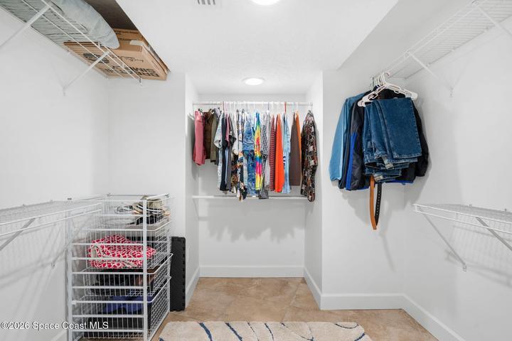 Walk in Closet