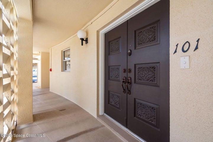Double Entry Door