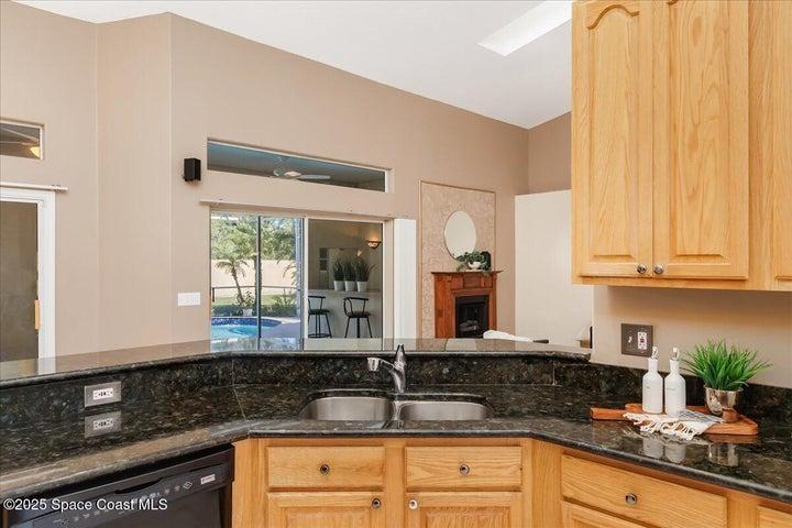 Open kitchen