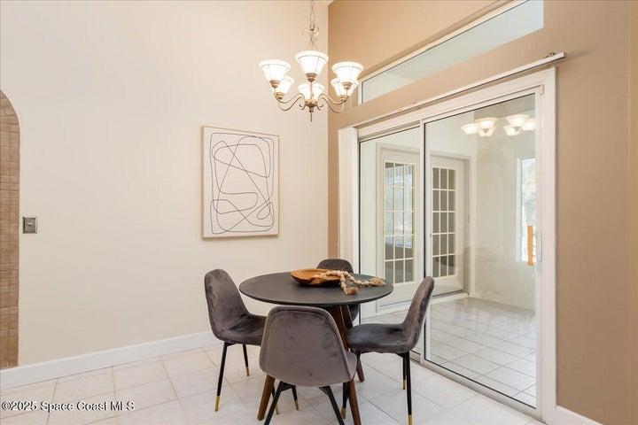 Breakfast nook