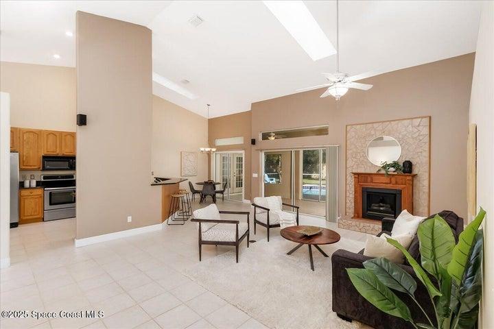 Open and airy soaring ceilings