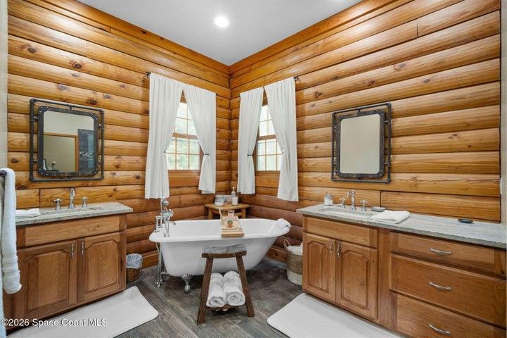 primary bath