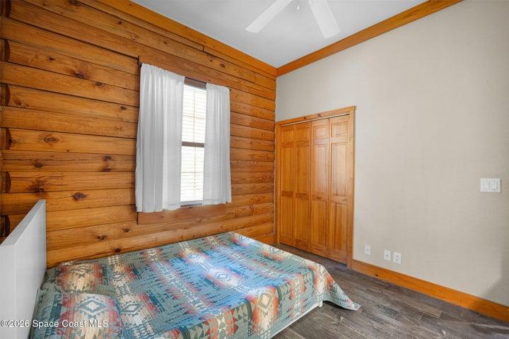 guest room 1