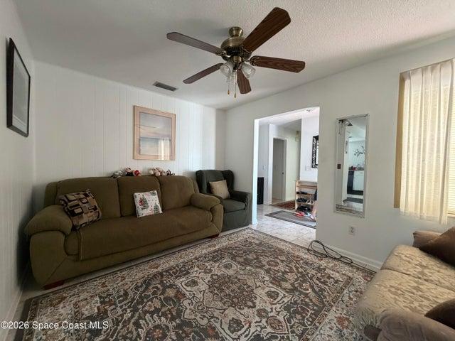 1410 W Central Avenue, Merritt Island, FL, 32952 photo 4