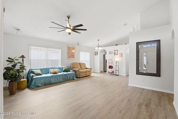 14524 Lisalynne Court, Orlando, FL, 32826 photo 4