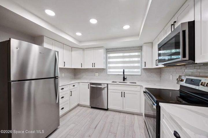 608 Cedar Side Circle NE, Palm Bay, FL, 32905 photo 3