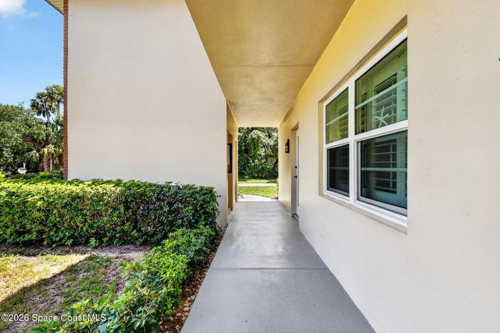 19 Pine Arbor Lane 107, Vero Beach, FL, 32962 photo 5