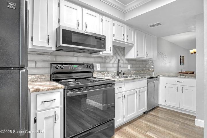1010 Pine Tree Drive 202, Indian Harbour Beach, FL, 32937 photo 22