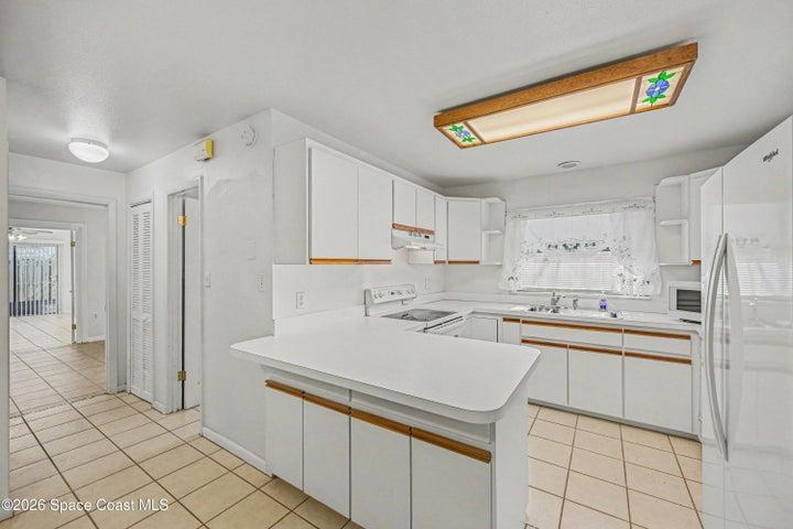 364 Formosa Drive, Cocoa Beach, FL, 32931 photo 12