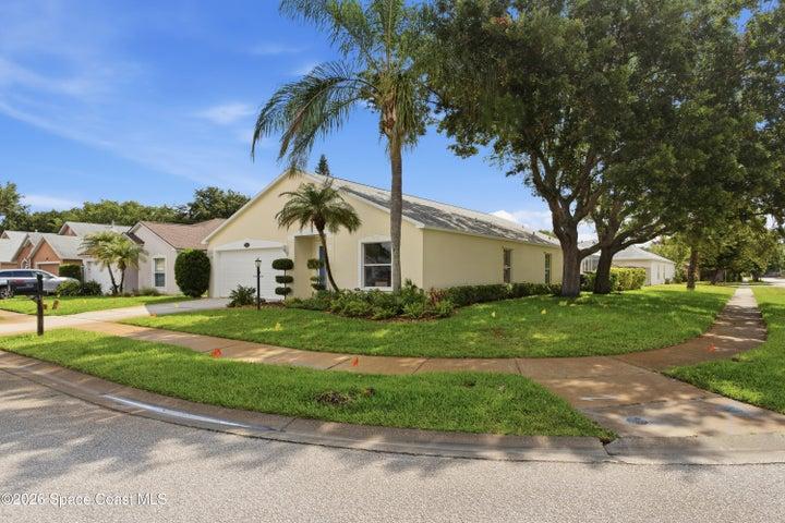 3605 Grand Meadows Boulevard, Melbourne, FL, 32934 photo 2