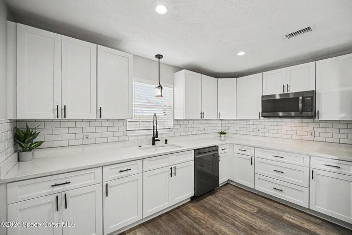 Kitchen prep area. Plenty of storage space