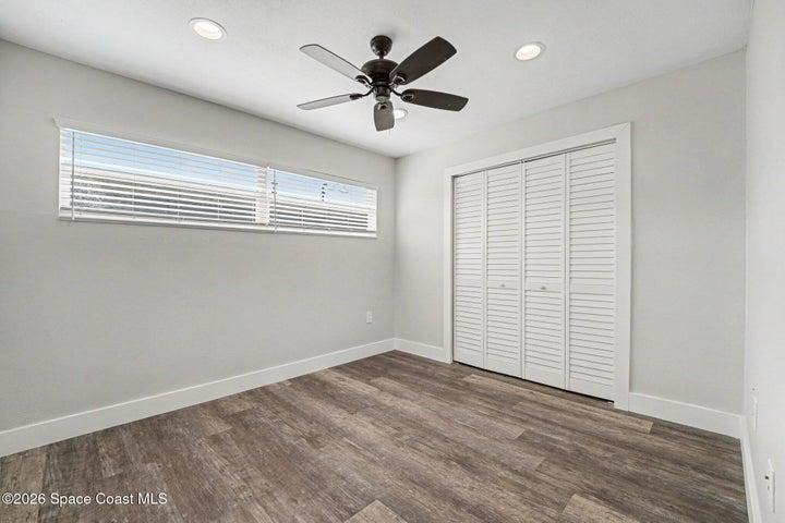 Guest bedroom or office