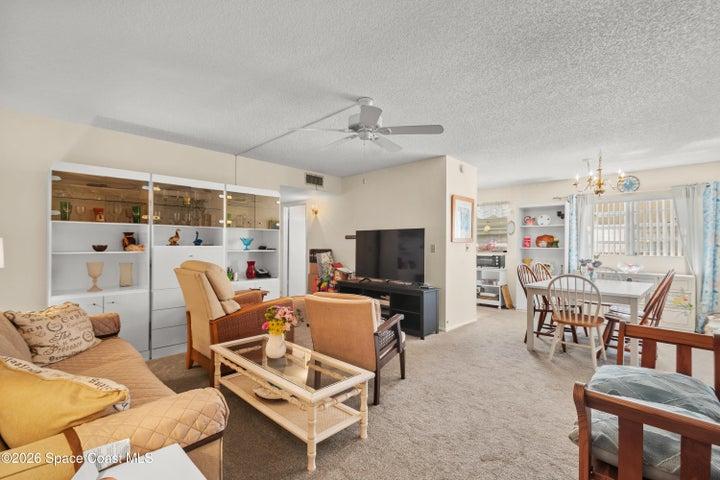 61 Woodland Drive 106, Vero Beach, FL, 32962 photo 9