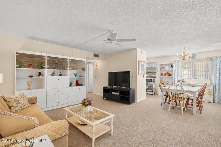 61 Woodland Drive 106, Vero Beach, FL, 32962 photo 8