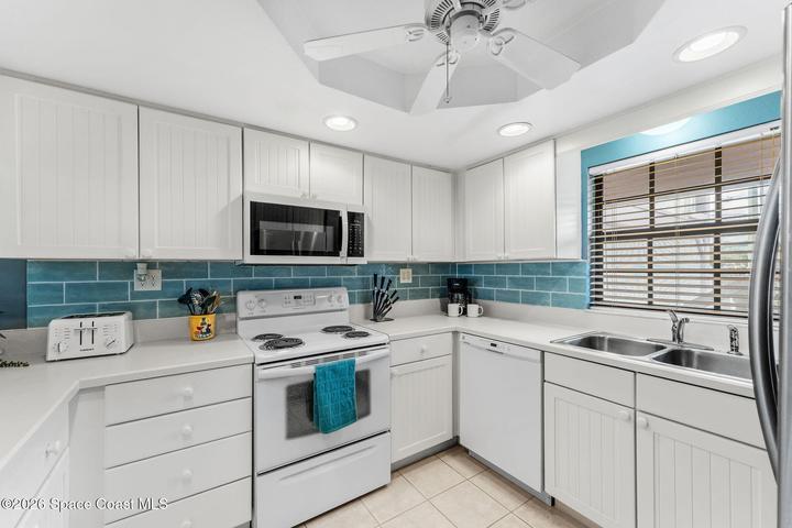 5350 Ocean Beach Boulevard 102, Cocoa Beach, FL, 32931 photo 4