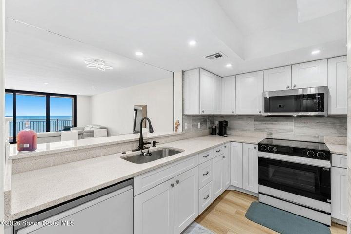 2835 N Highway A1a 902, Indialantic, FL, 32903 photo 11