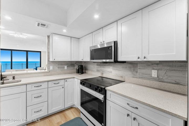 2835 N Highway A1a 902, Indialantic, FL, 32903 photo 12