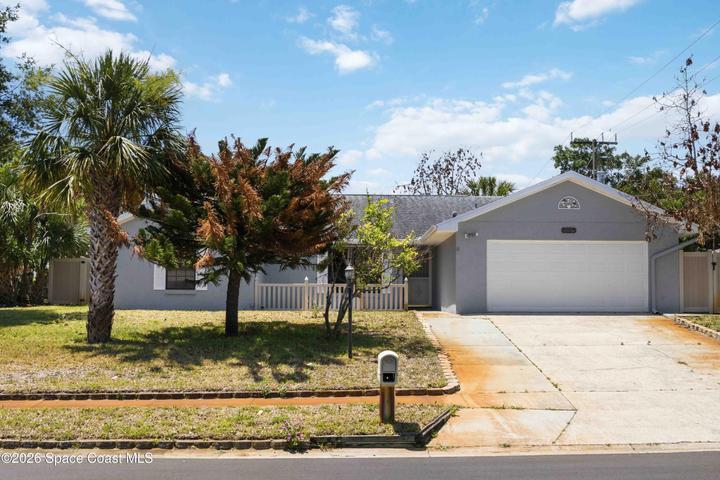 2595 White Oak Drive, Titusville