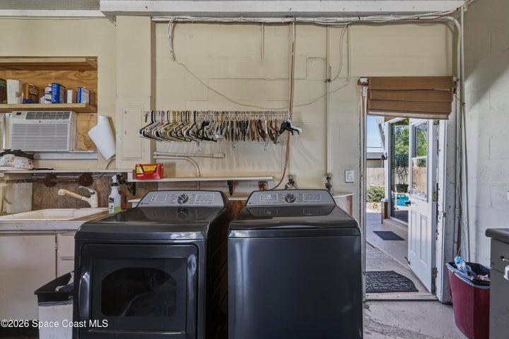 565 Ora Dell Avenue, Titusville, FL, 32796 photo 56