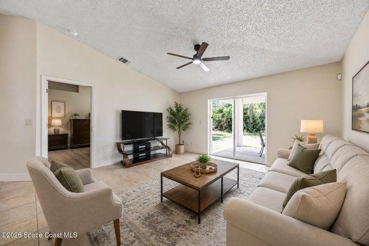 4077 Mount Carmel Lane, Melbourne, FL, 32901 photo 3