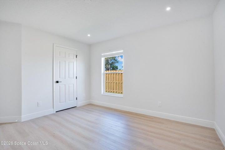 Guest Bedroom 1