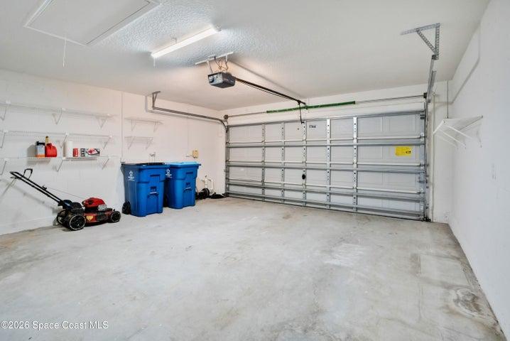 2 Car Garage