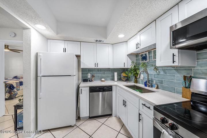 1507 SE Royal Green Circle 102, Port St. Lucie, FL, 34952 photo 4