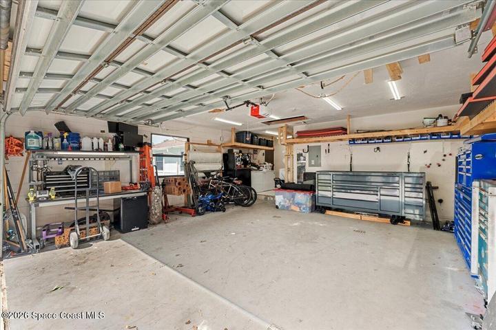 oversized 2 car garage