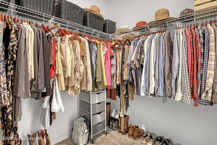 Walk-in closet