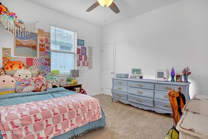 Guest bedroom 2