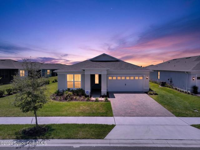 8874 Nixie Avenue, Melbourne