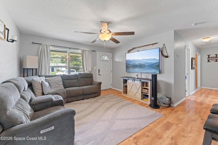 2361 Pawnee Drive, Melbourne, FL, 32935 photo 9