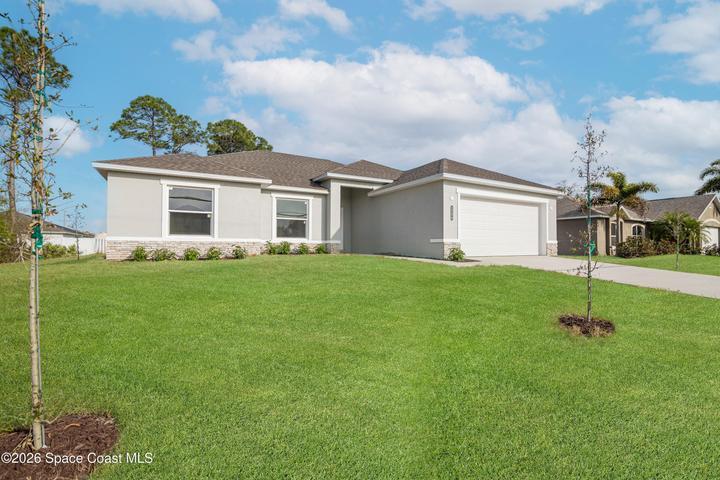 1917 Trapper Avenue SE, Palm Bay