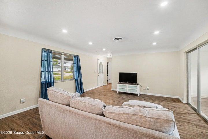 2425 Heritage Drive, Titusville, FL, 32780 photo 3
