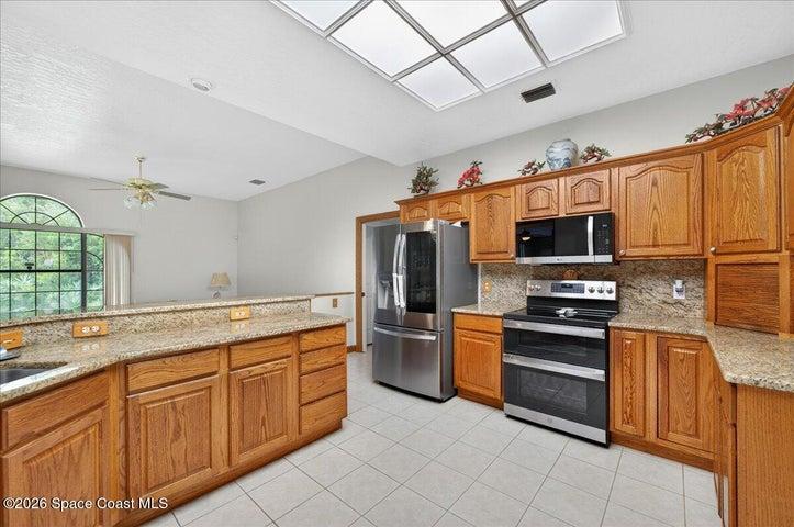 3575 Heartwood Lane, Melbourne, FL, 32934 photo 10