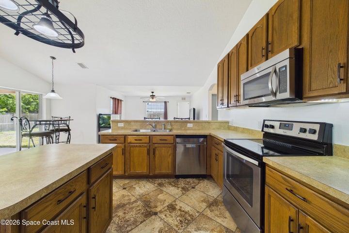 3147 Winchester Avenue SE, Palm Bay, FL, 32909 photo 4