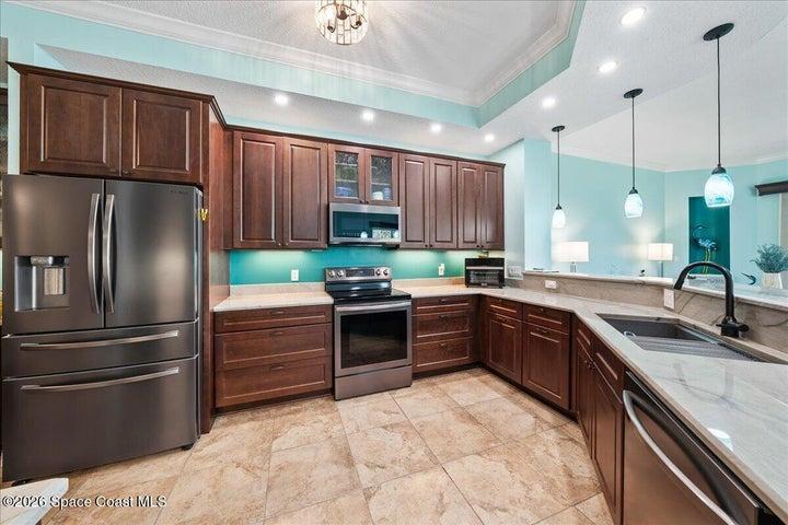 Enjoy the French door refrigerator and new(er) paint in most interior areas