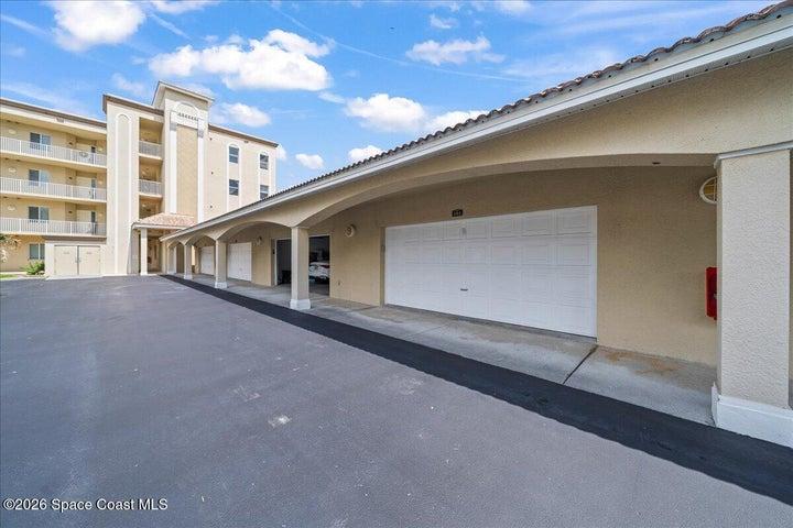 Most condos don't have private garages but Laguna Vista has 2 car private garages that are oversized for both of your vehicles.