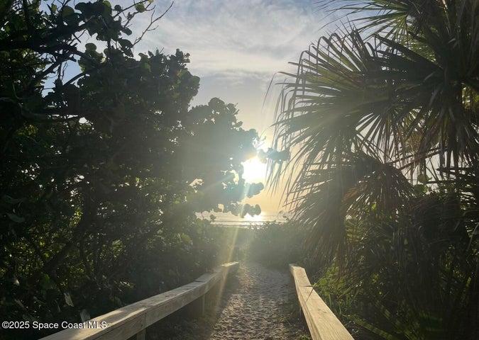 335 N Brevard Avenue, Cocoa Beach, FL, 32931 photo 27