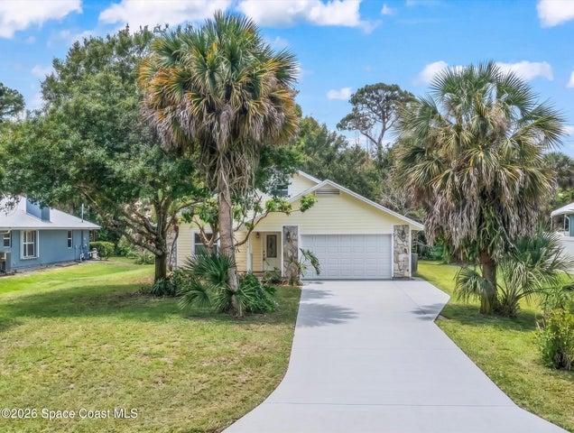 179 Filbert Street, Sebastian