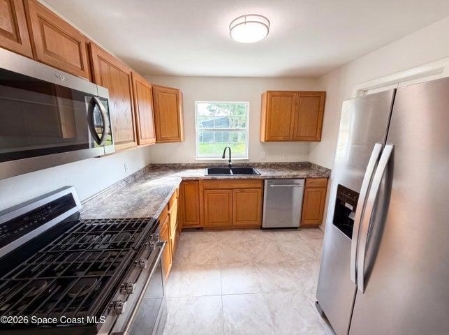 1057 Lakemoor Boulevard, Rockledge, FL, 32955 photo 5