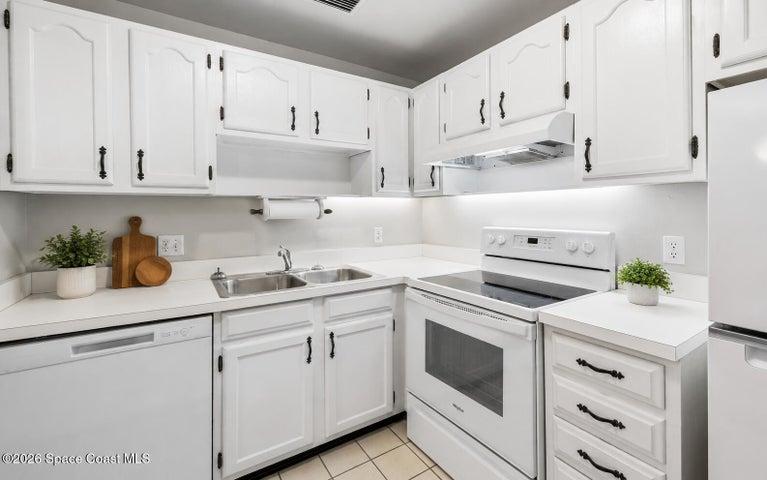 25 Vista Gardens Trail 204, Vero Beach, FL, 32962 photo 5