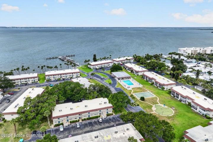 Community features boat dock, slips, launc, pool, clubhouse, shuffleboard and laundry facilities