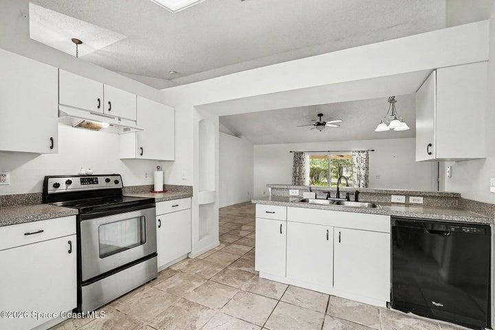 1563 Hamilton Avenue SW, Palm Bay, FL, 32908 photo 3