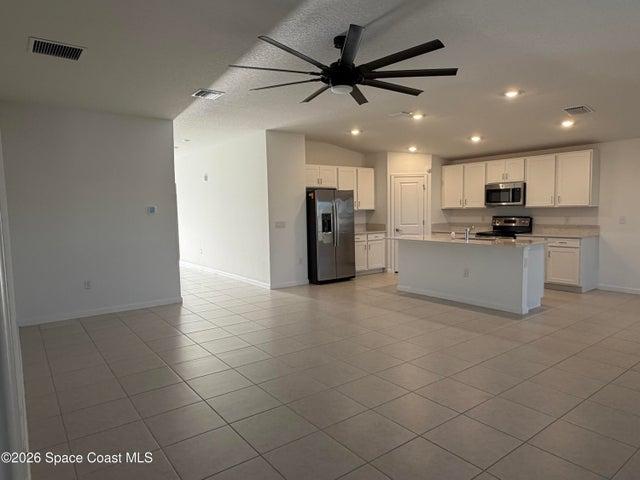 675 Dockside Drive SW, Palm Bay, FL, 32908 photo 3