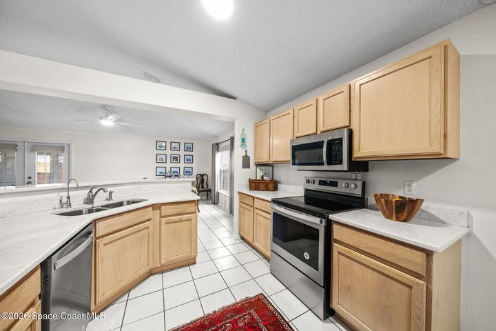 1272 White Oak Circle, Melbourne, FL, 32934 photo 9